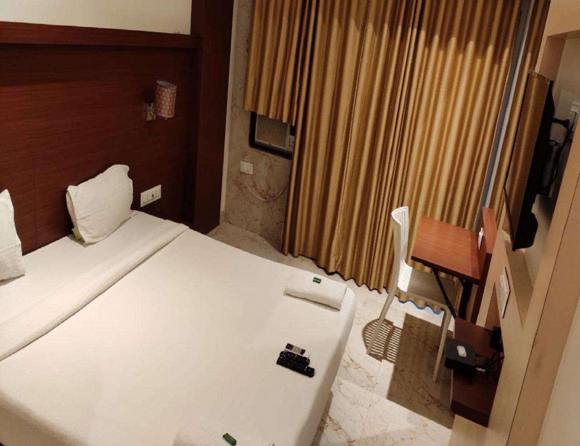 Fabhotel Spring Inn - Nr Borivali Station Mālād Εξωτερικό φωτογραφία