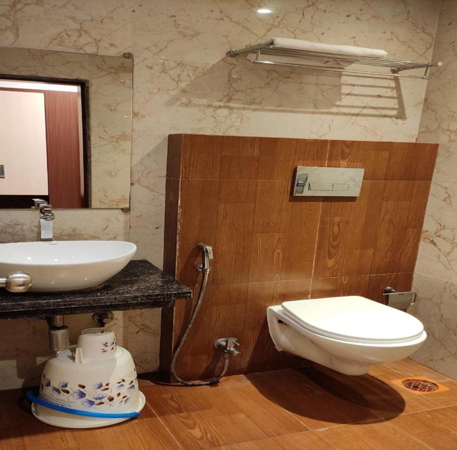 Fabhotel Spring Inn - Nr Borivali Station Mālād Εξωτερικό φωτογραφία